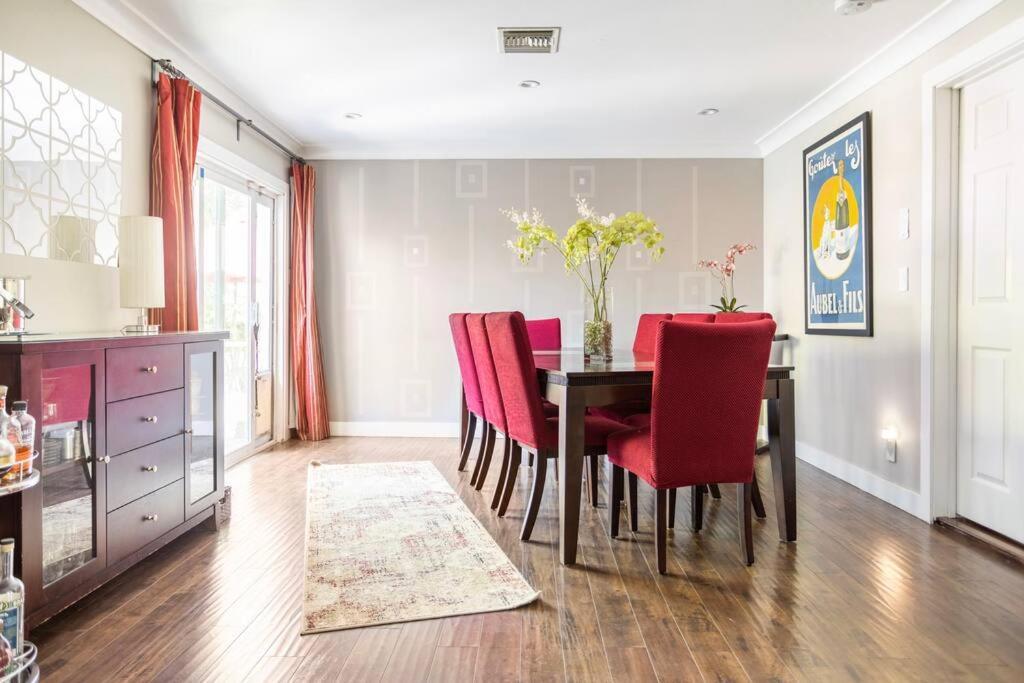 Bedroom With Private Entrance Los Angeles